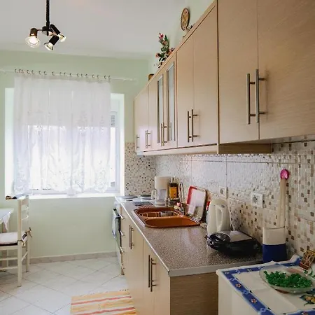 Apartment Thimios *