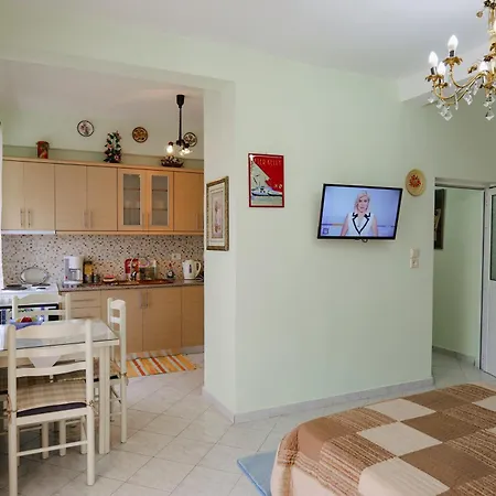 Apartment Thimios *